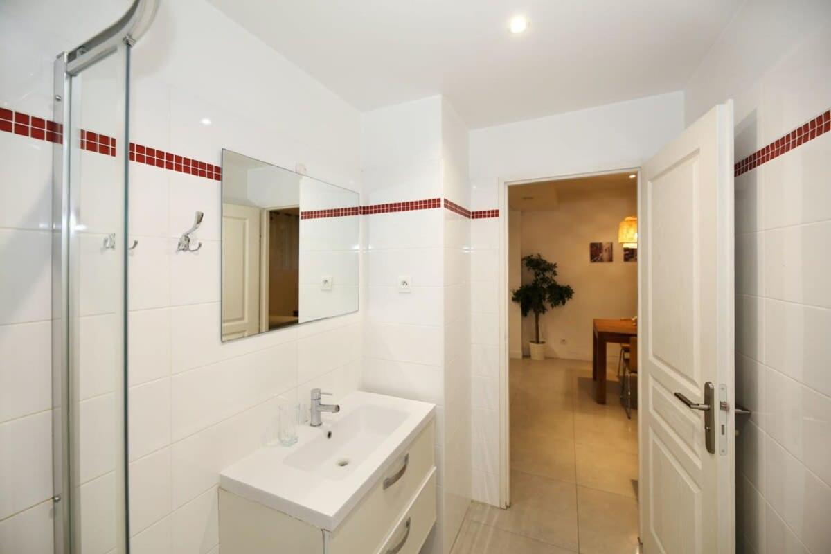 Rdj - Appartement Tout Confort Au Coeur De Paris 5 Exterior foto